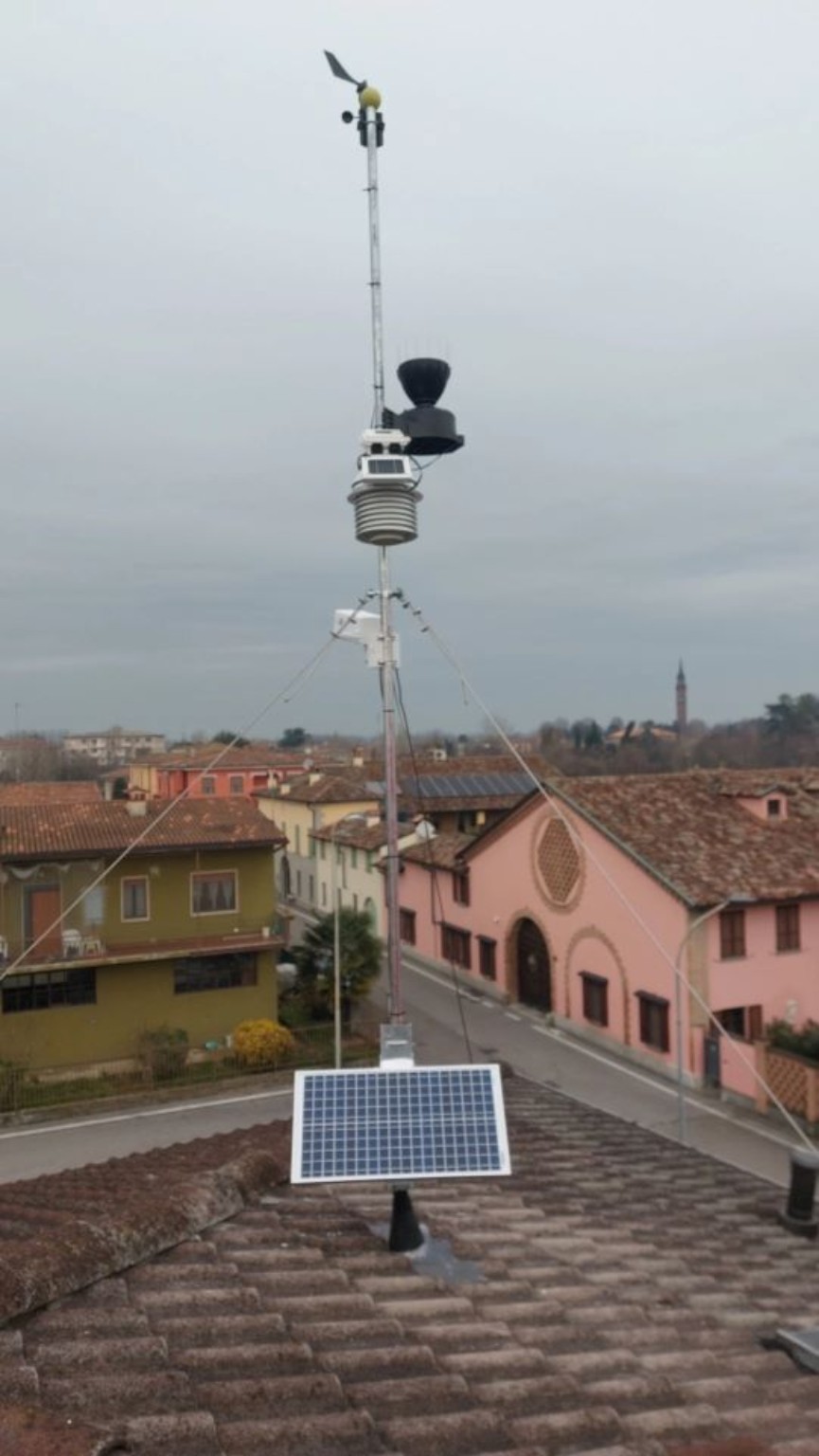 Stazione meteorologica vista Ovest